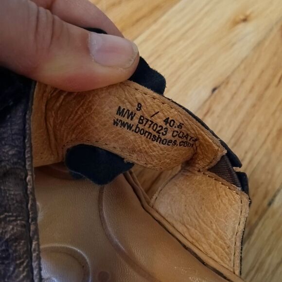 BORN Metallic Rose Leather Flower Thong Sandals Women's sz 9 flip flop - Picture 8 of 8